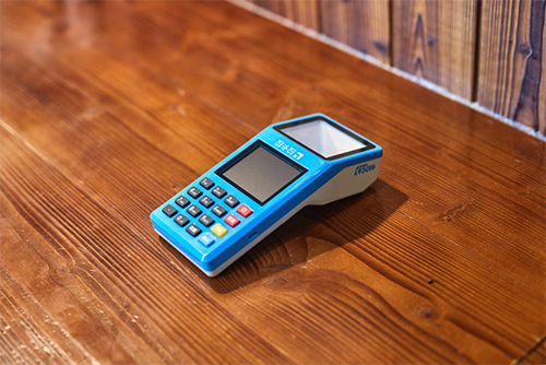 pos機(jī)刷卡養(yǎng)卡