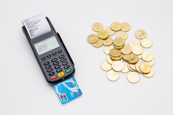 POS機(jī)手續(xù)費(fèi)率標(biāo)準(zhǔn)，低費(fèi)率的機(jī)子有什么內(nèi)涵